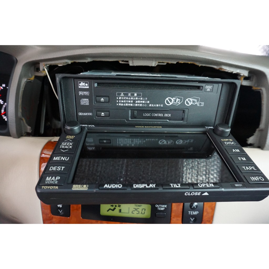 Toyota Fuji AVX-01 富士通 DVD 倒車顯影 音響主機