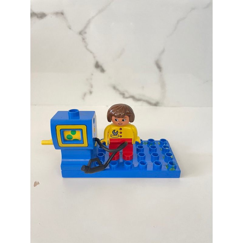 Lego duplo 得寶 加油站 女生人偶 1991年絕版［底部黏死 不可拆］便宜售