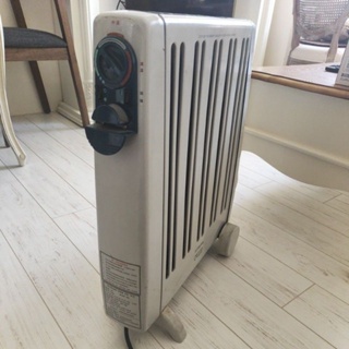 ［誠可議價](出清品）英國Glen Dimplex 電暖爐型號R-15 電暖器恆溫式電暖器