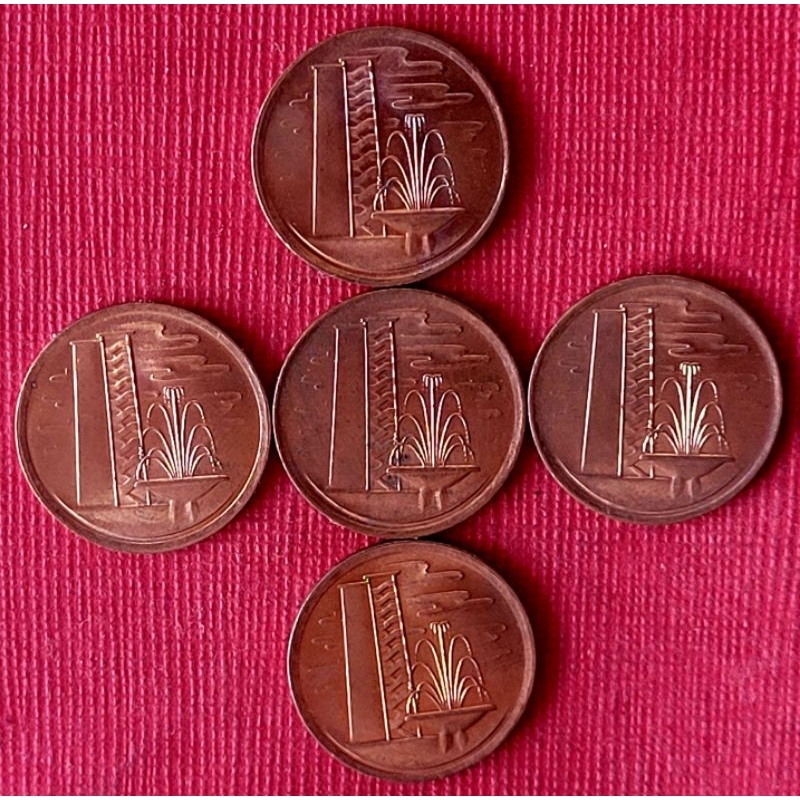 R45新加坡1984年紅銅1CENT錢幣。5枚合拍，保真，品相良好。