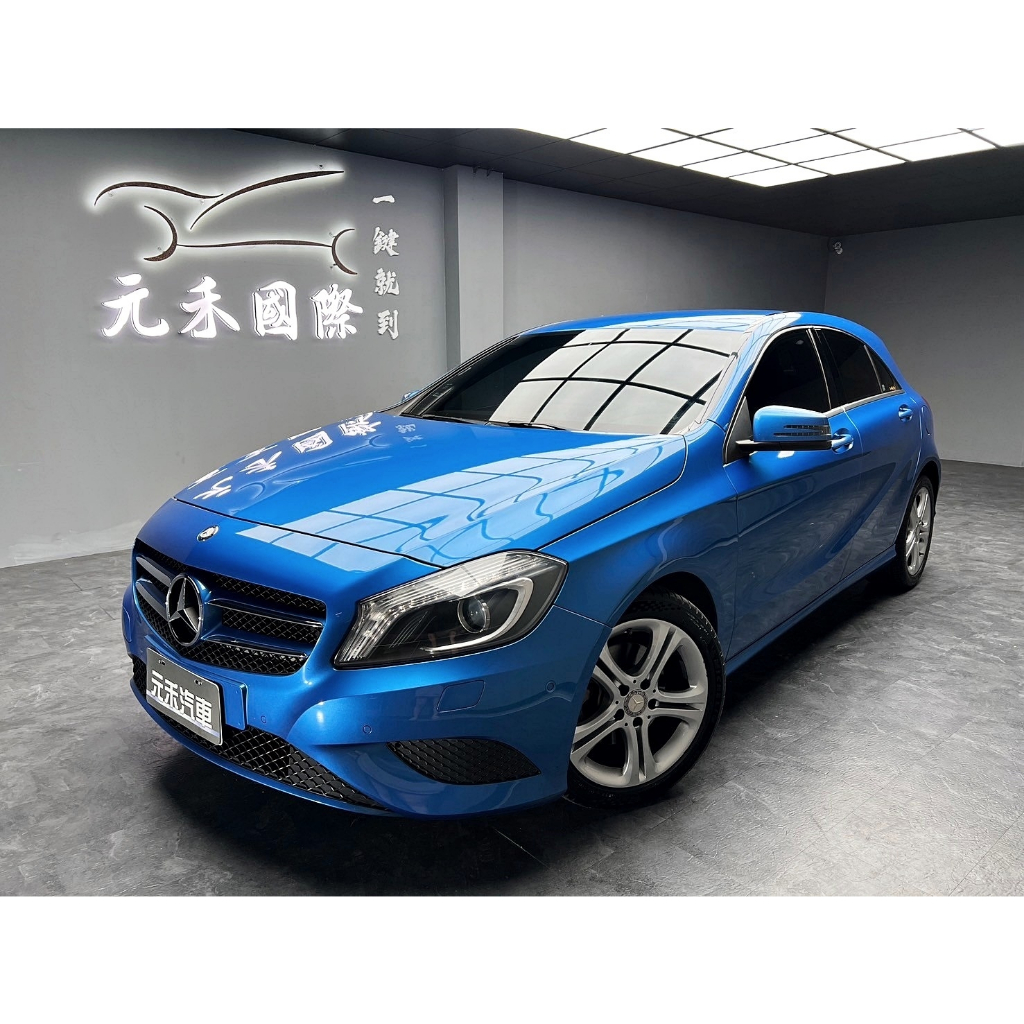 2014 W176 M-Benz A-Class A180 1.6 汽油 金屬藍