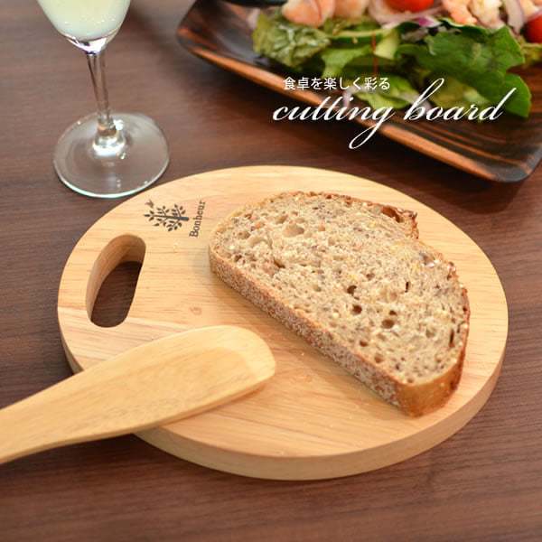 日本小樹木製隔熱墊/麵包板（送抹刀二件組） 麵包切板 奶油刀 蛋糕木盤 麵包盤 切盤 披薩盤 木盤
