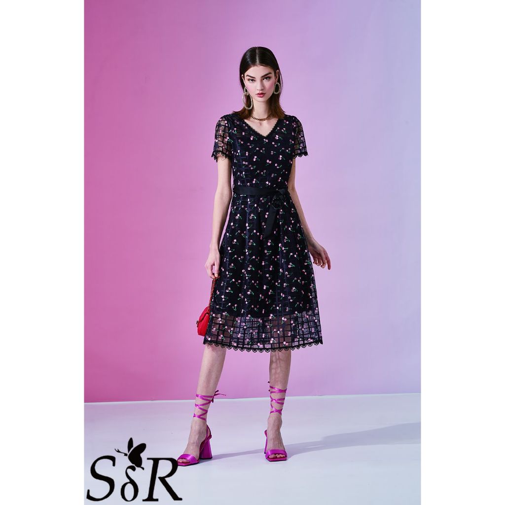 SARIE莎蕾 印花蕾絲雙層黑色謎樣洋裝 收腰裙襬單層蕾絲設計 宴會焦點  台灣設計師