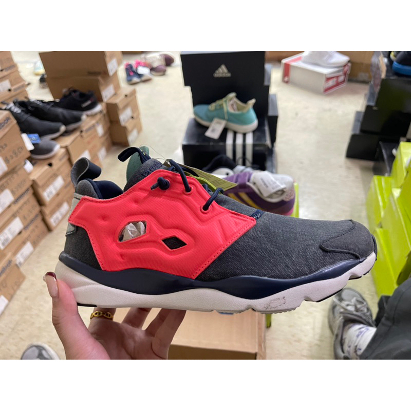 大灌體育👟出清特賣 過季商品 ng商品 reebok furylite asymmetrical 休閒鞋 鴛鴦色 女