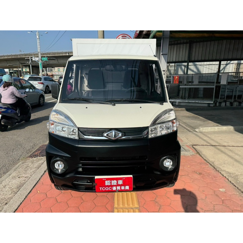 2020 A190 自排 廂型車