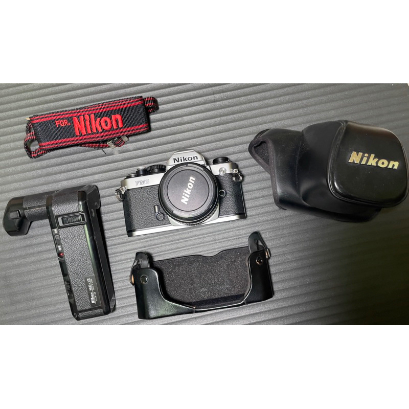 Nikon fm2 FM2n +Nikon ais 50mm f1.4 附過片手把.原廠皮套