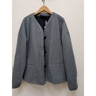 giordano ladies 女 經典灰色短版外套 西裝外套 休閒外套 聚酯纖維尺寸:01號價格8800
