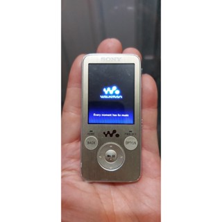 稀有品 SONY Walkman NWZ-S738F 數位隨身聽 金色 8GB