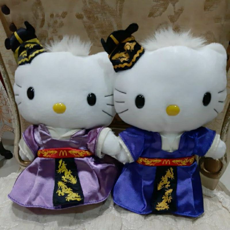 麥當勞hello kitty娃娃一對