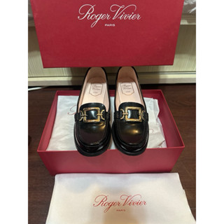 二手 Roger vivier 金色方釦 休閒鞋