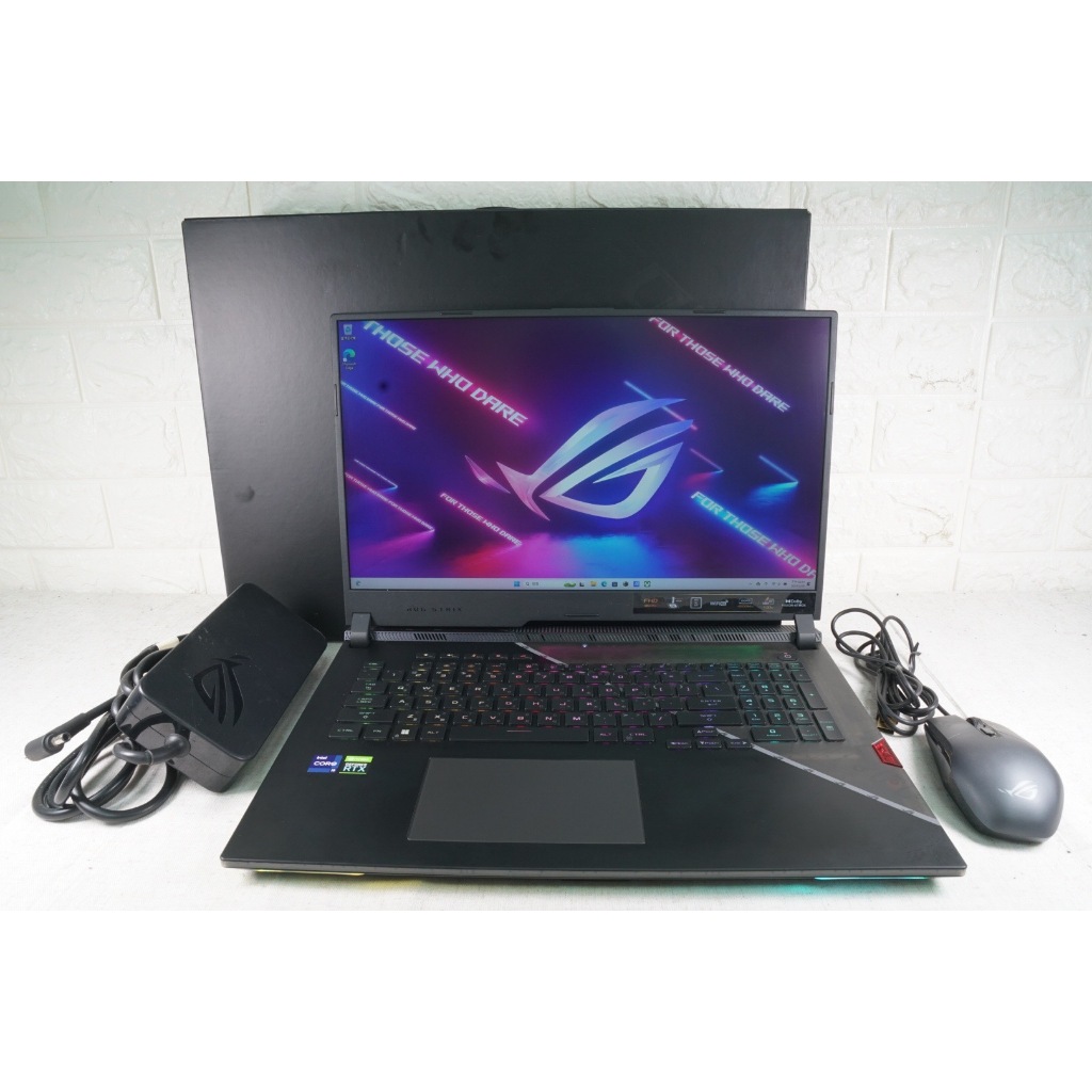 ASUS G733ZW 17吋電競筆電 i9-12900H/32G/1TB SSD/RTX3070Ti 保固中