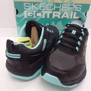 立足運動用品 女鞋 SKECHERS GORUN TRAIL ALTITUDE 寬楦輕量越野跑鞋128200WBKAQ