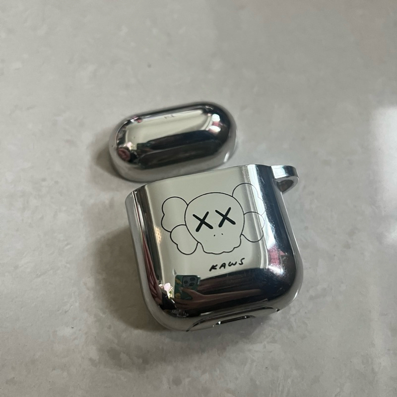 二手♻️AirPods 2代 鏡面款 KAWS 掛鉤 可掛式