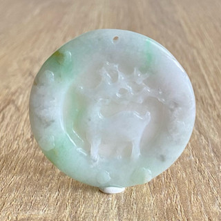 【採霏】天然緬甸玉A貨 翡翠 冰糯種綠色一鹿(一路發財)圓牌