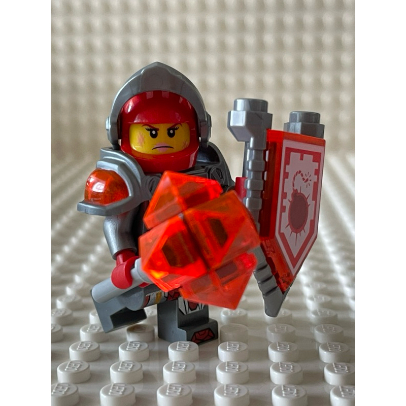 LEGO樂高 二手 絕版 城堡系列 70323 未來騎士 梅西