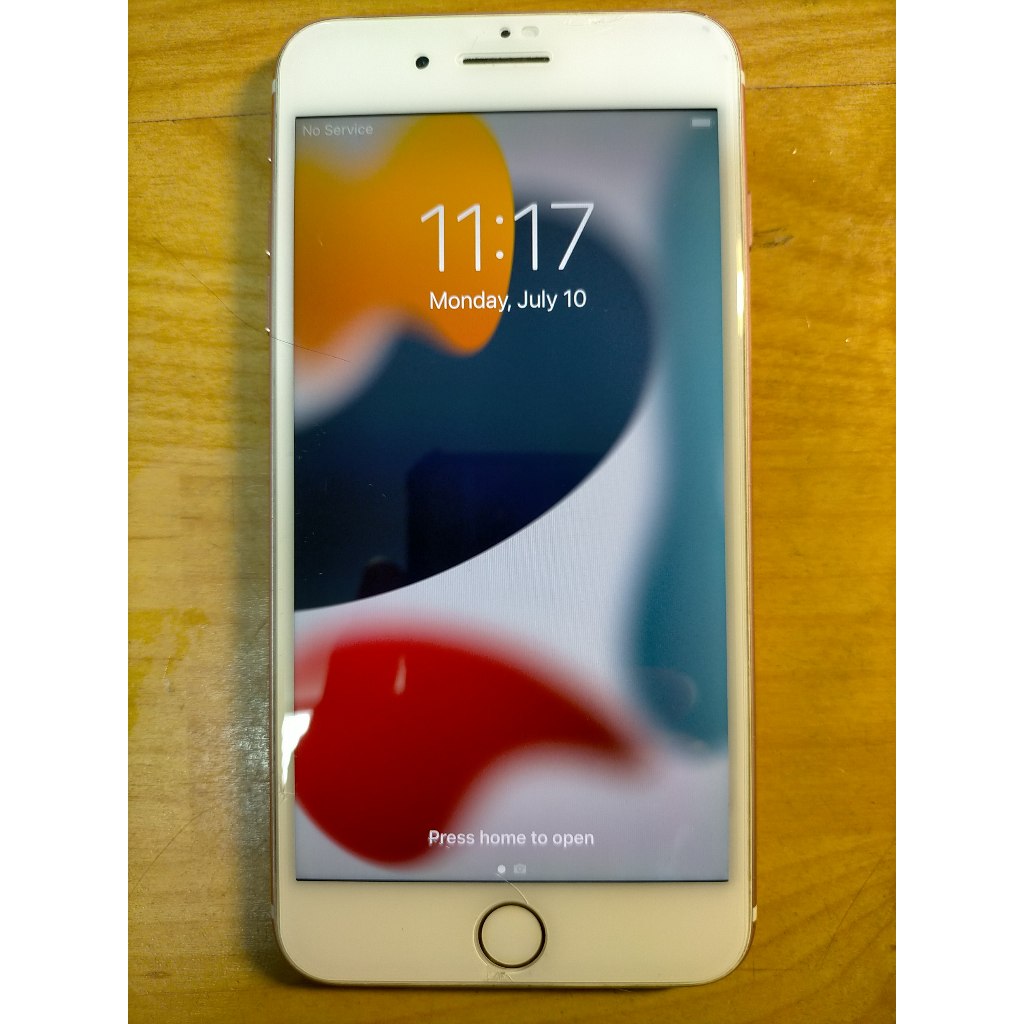 X.故障手機B821*1761- Apple iPhone 7 Plus (A1784) 無密碼 無登出 直購價2480