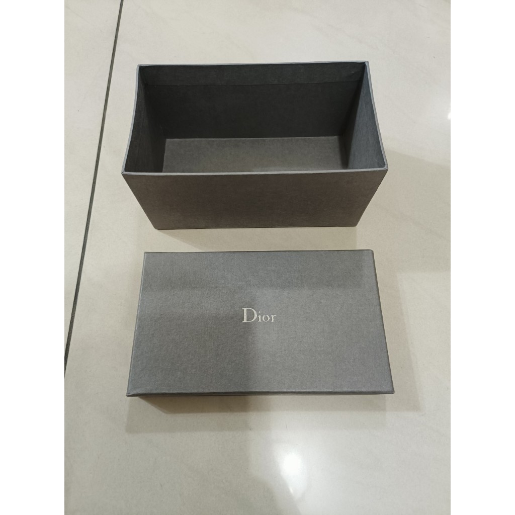 【二手衣櫃】名牌正品紙盒 Dior 迪奧 眼鏡盒 收納盒 硬紙盒 禮物盒 18*10.5*8.5cm 灰色紙盒 包裝禮盒