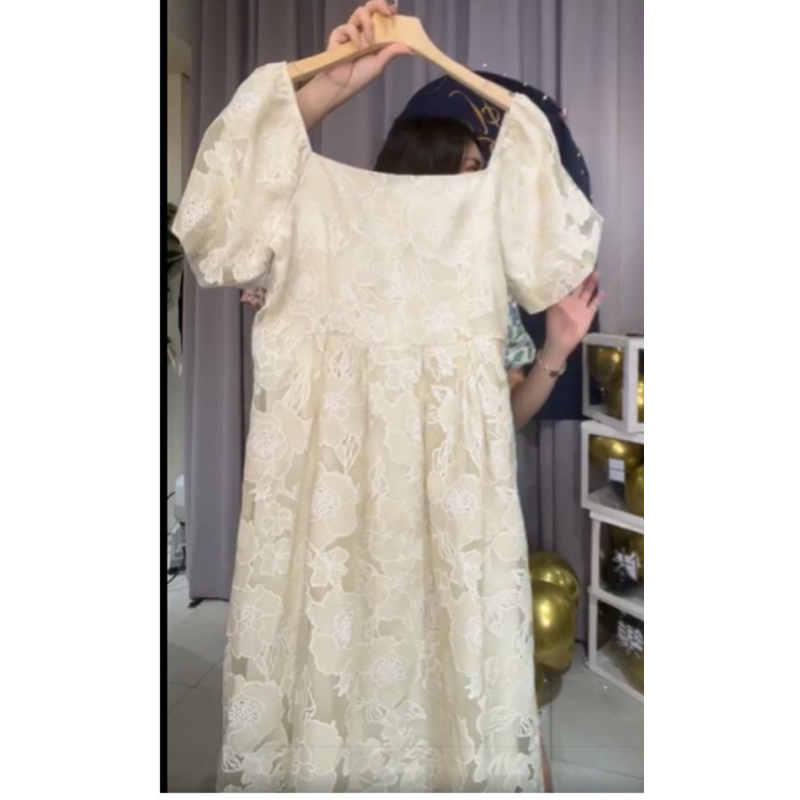 宮廷風復古繡花方領洋裝 婚禮洋裝
