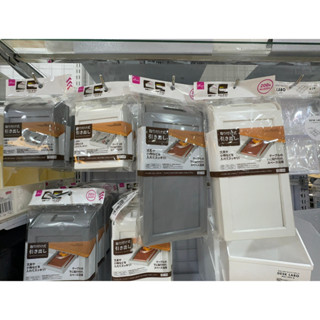 🎀大創代購🛒 日本最新人氣商品～黏貼式抽屜收納盒 增加桌面下的收納空間 櫃子小物/文具收納 韓國製