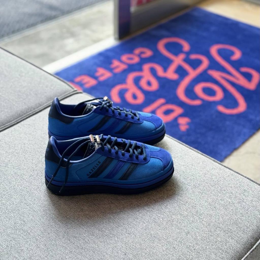 新款🔺Adidas Originals Gazelle Bold 日本限定 漸層藍 異材質拼接 鞋扣 厚底 IH9991