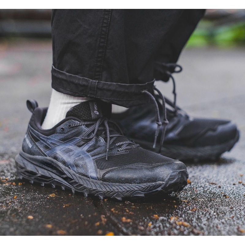 Asics Trabuco 9 Gore-Tex 防水越野跑鞋 gorpcore