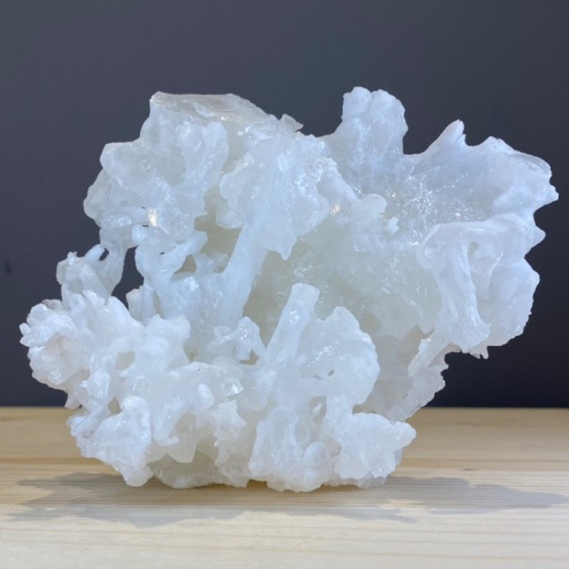 造型捲捲雲南雲南白色結晶石原礦(屏風A02款)-螢光礦物、家居、辦公桌擺件裝飾