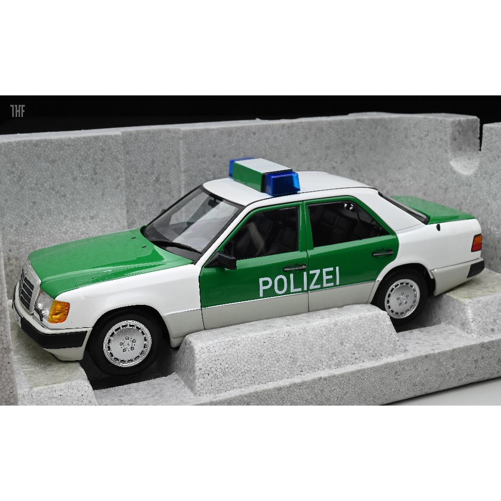 原廠精品 Mercedes Benz 230E (W124) 1989 德國警車 1/18 NOREV