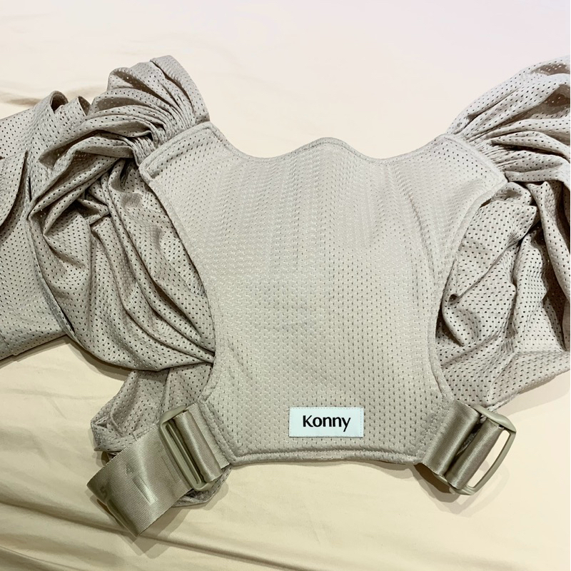二手 狀態極新 ❤️Konny 背巾 FLEX AirMesh可調節款 嬰兒揹帶 蜜糖棕