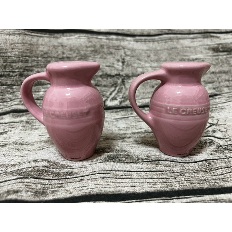 Le creuset 酷彩《亮粉》椒鹽罐二入組（鹽罐、胡椒罐）