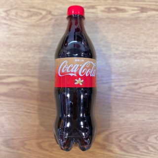 激激小舖｜可口可樂 香草口味 Coca-Cola 碳酸氣泡飲料 氣泡飲料 碳酸水 快樂水 可樂 600ml 飲料 寶特瓶