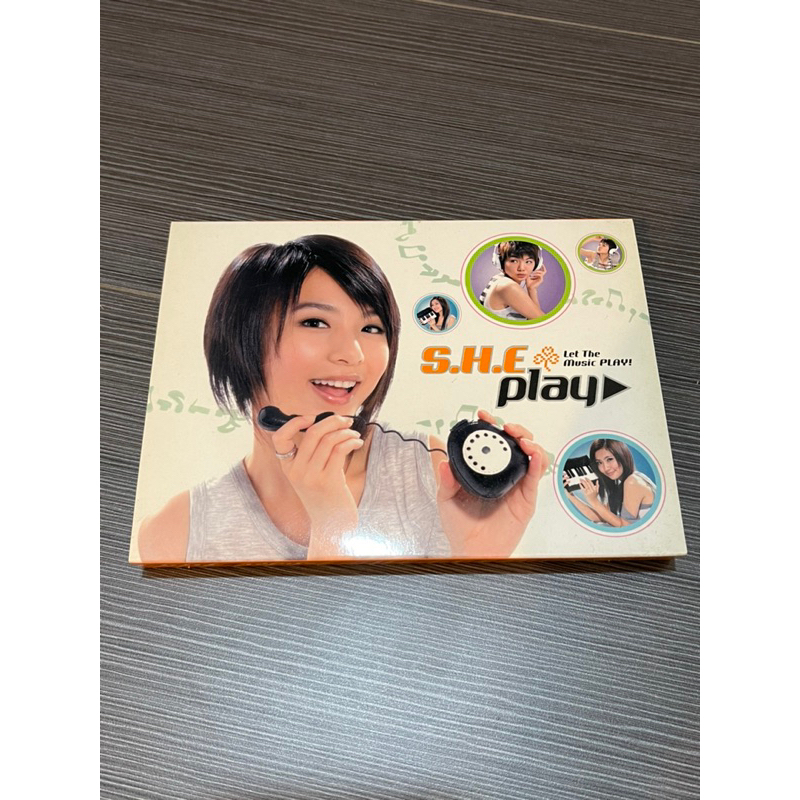 SHE PLAY 簽名專輯 Hebe封面 CD + DVD