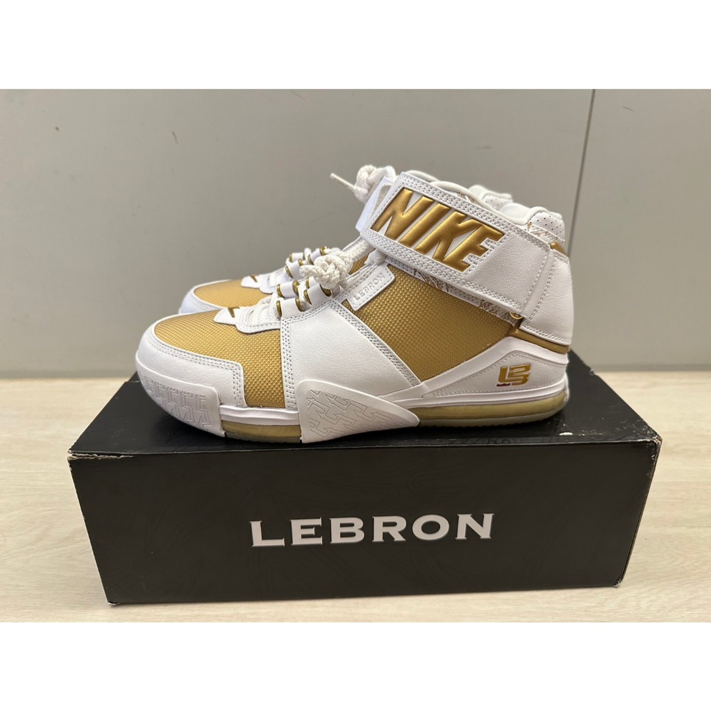 【S.M.P】Nike LeBron 2 Maccabi 白金 DJ4892-100