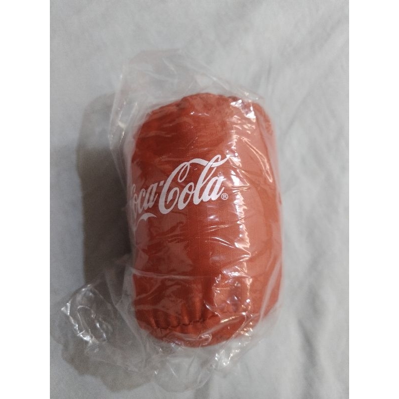 限量版，coca cola可口可樂授權超輕量收納背包，造型輕巧可愛