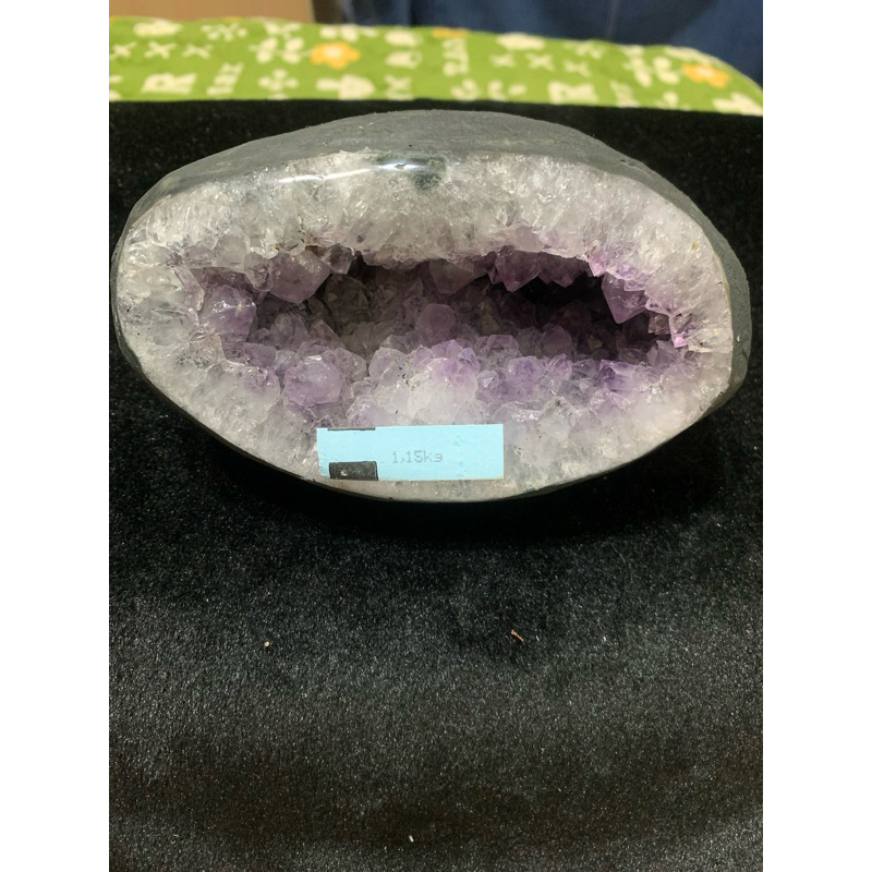 烏拉圭紫晶洞錢袋子12.5/7/2.5mm重量1.15公斤！