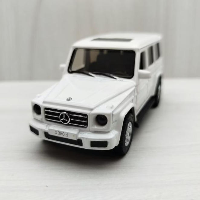 台灣現貨 全新盒裝~1:42~賓士 BENZ G350D 白色 合金 模型車 玩具 迴力 兒童 生日 禮物 收藏 擺飾