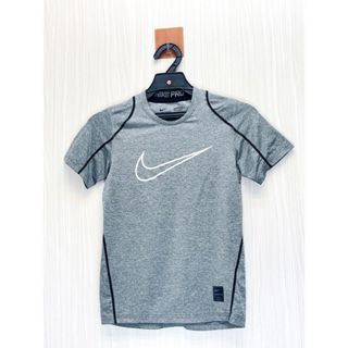 Nike 專櫃 灰色線條大勾運動短T 大童