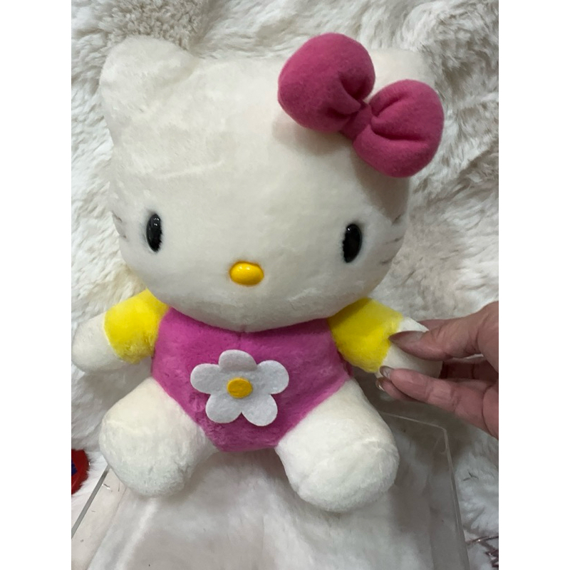 日本進口Hello Kitty早期的小花系列娃娃收藏品釋出