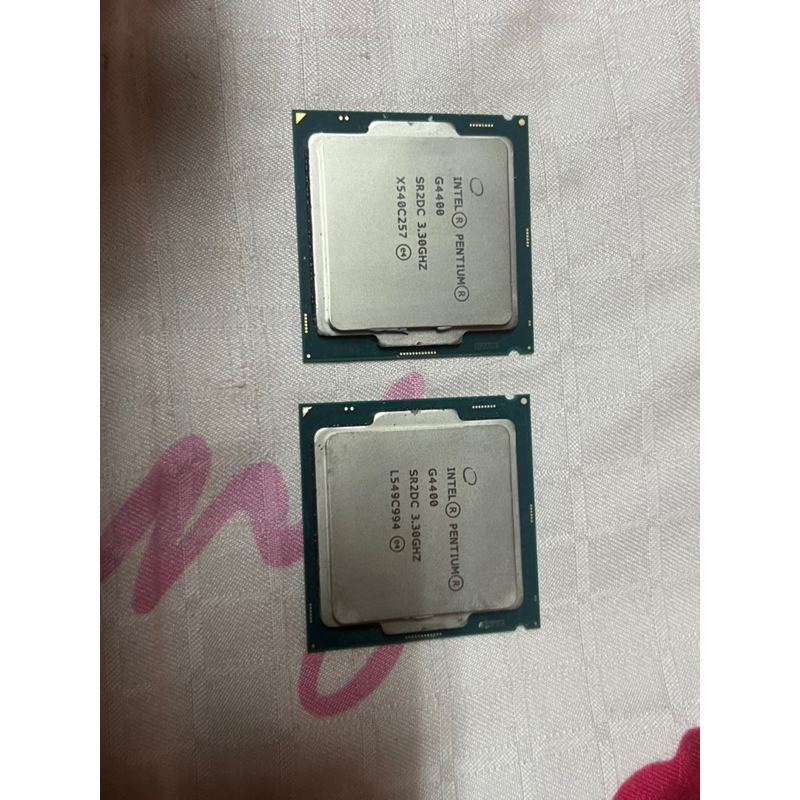 1151腳位 Intel Pentium G4400 3.30GHz