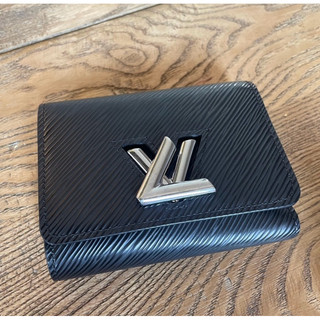 LV Twist 水波紋三折短夾