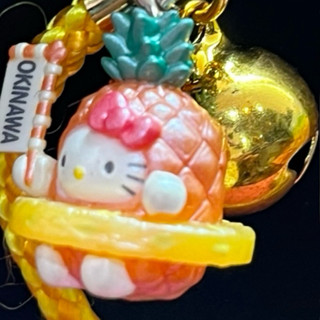 日本帶回來的鳳梨切片娃娃Hello Kitty吊飾收藏品釋出