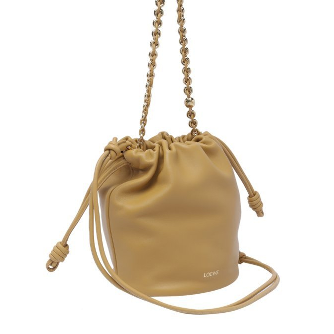Loewe 柔軟小羊皮中款 Flamenco 水桶包 撒哈拉沙漠色《2024季度★全新商品 》