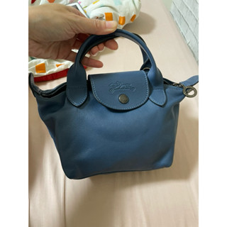 longchamp LONGCHAMP LE MINI PLIAGE CUIR系列小羊皮短把兩用水餃包 機師藍