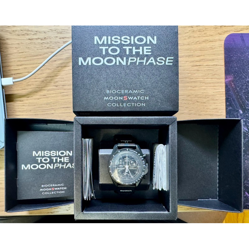 Swatch x omega MoonSwatch Mission Moonphase Snoopy黑色史努比