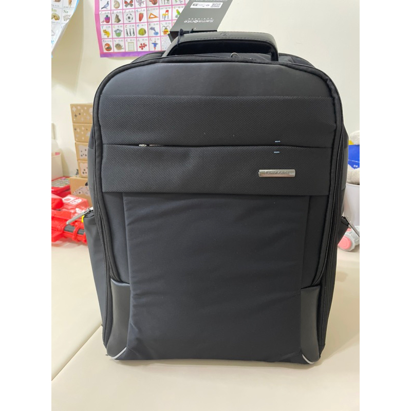 samsonite 17.3 電腦後背包/電腦包/商務包 （二手九成新）