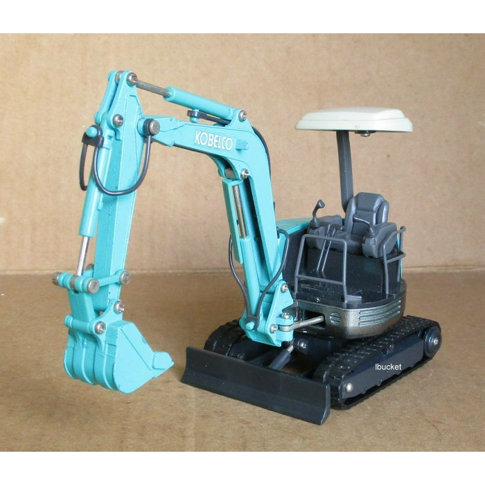 絕版品 KOBELCO 30SR 1/25 迷你怪手挖土機模型---9成新