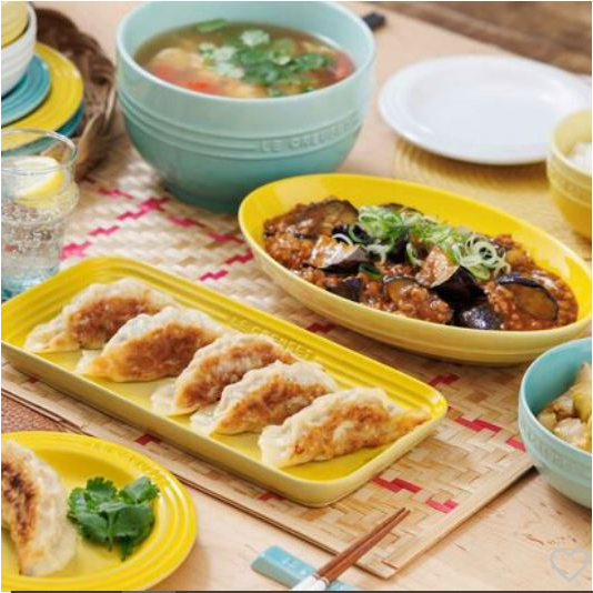 LE CREUSET 輕虹霓彩系列橢圓深盤23cm  閃亮黃
