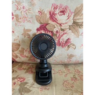 極新 夾式可左右擺頭USB充電 6吋電風扇electric fan