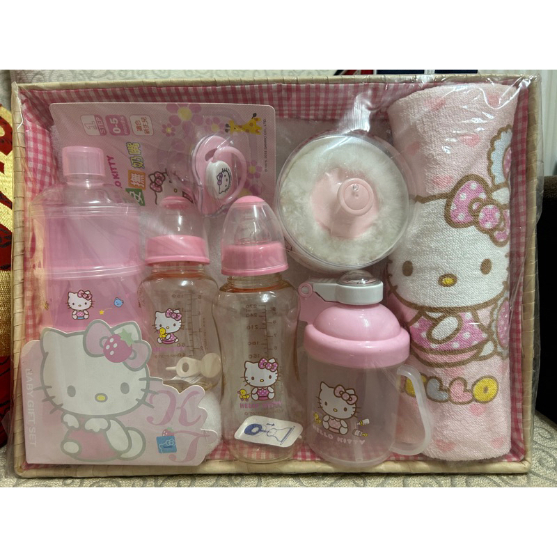 Hello Kitty 嬰兒用品 彌月 禮盒組