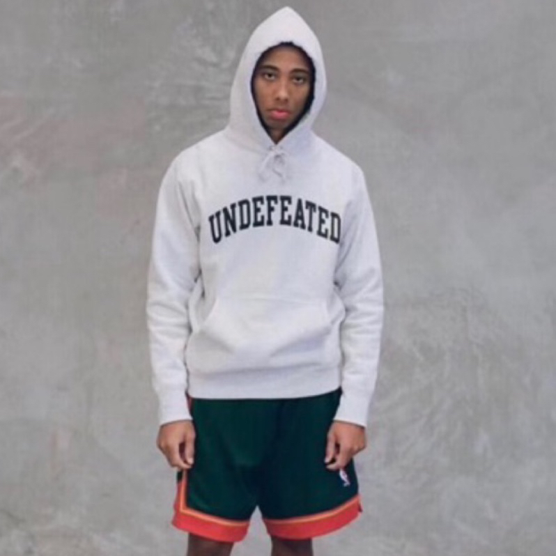 美國正品🇺🇸UNDEFEATED PULLOVER 五道 雙色胸前草寫英文字母雙色 連帽長袖T恤 潮流代購