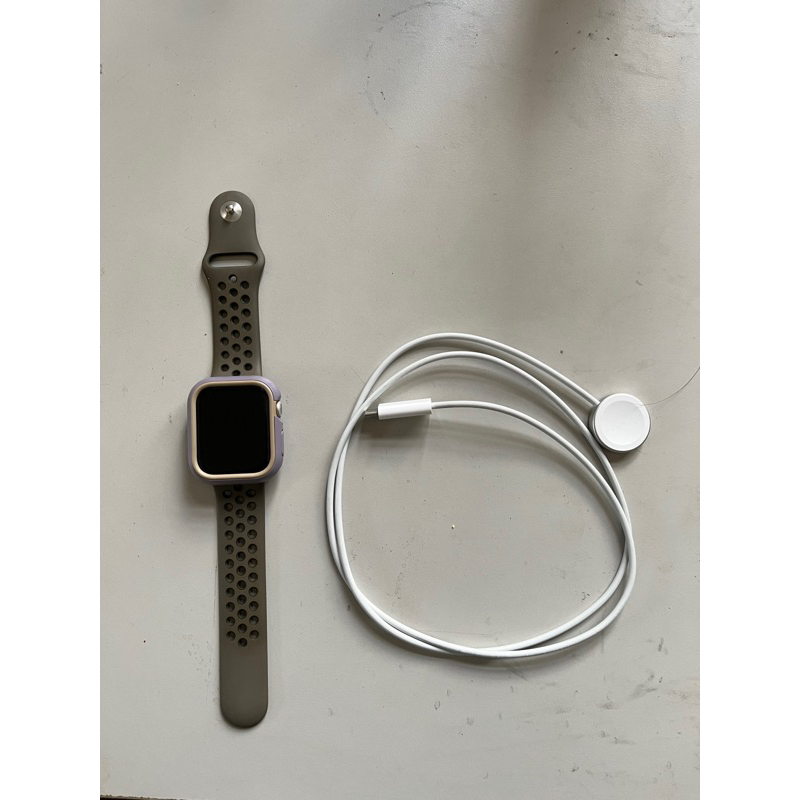 Apple Watch 7 45mm 橄欖灰色配軍褲色卡其色Nike運動型錶帶 二手 附盒子